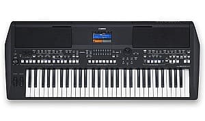 Sintetizator YAMAHA PSR-SX600